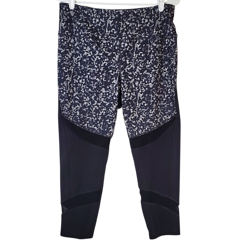 2417 * Avia Capri Yoga Activewear Leggings Black Gray Size L (12/14)